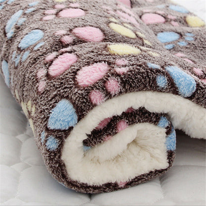 Premium Thermal Fleece Pet Blanket for Cats and Dogs - Soft and Cozy Bed Mat